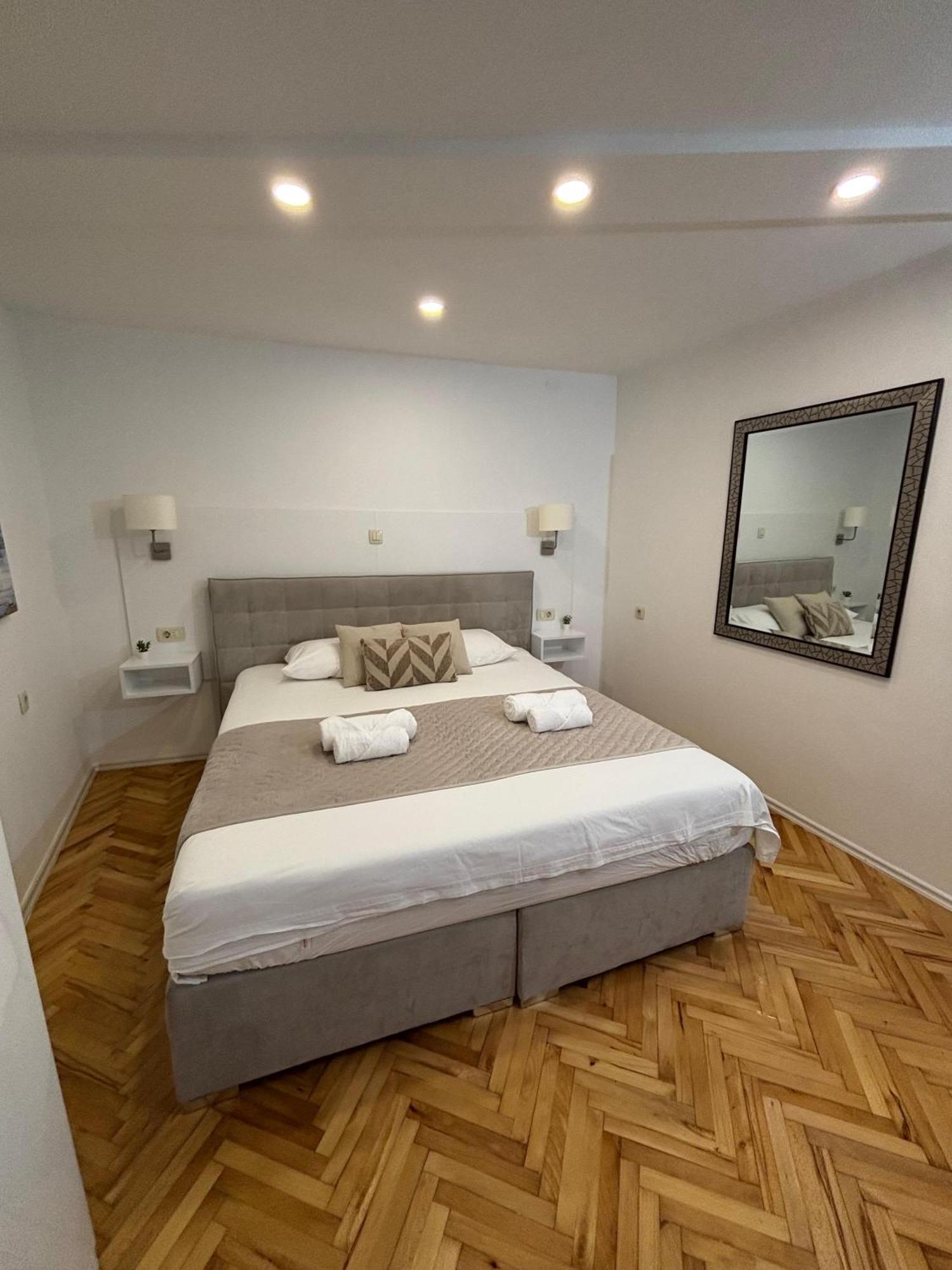 Palace Apartment สปลิท ภายนอก รูปภาพ
