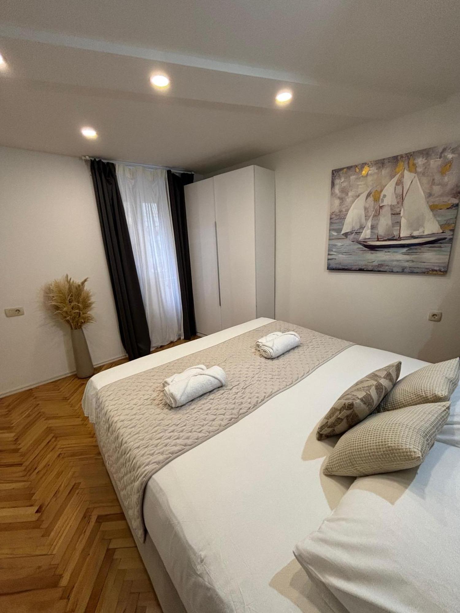 Palace Apartment สปลิท ภายนอก รูปภาพ
